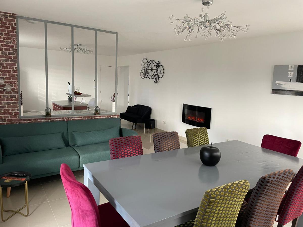 Le Gite Du Pere Chayoux Champillon Bagian luar foto